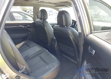 2011 Kia Sorento Ex V6 z USA, uszkodzony, nr VIN 5XYKUDA25BG176513